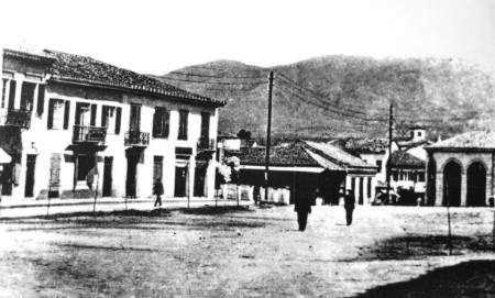 Η πλατεία Μαυρομιχάλη στα μέσα του 20ου αιώνα